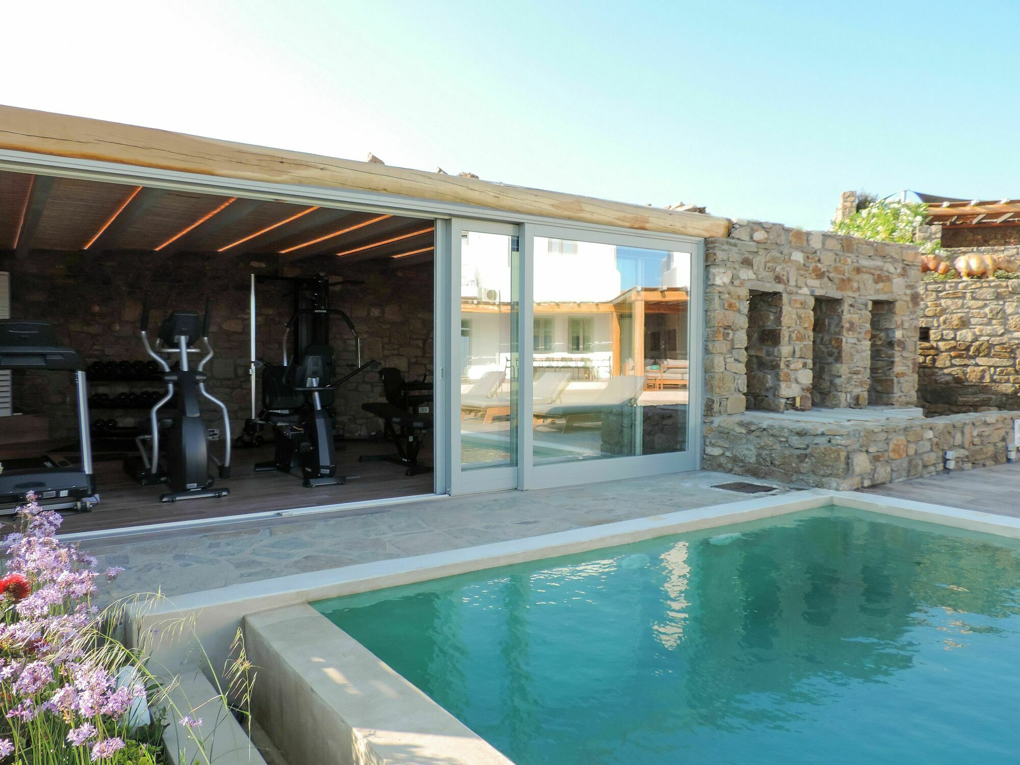 M - Mykonos *
